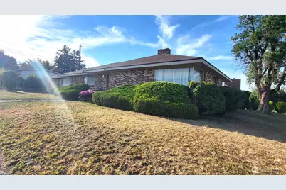 814 NW 1st Avenue, Soap Lake, WA 98851 - Photo 3