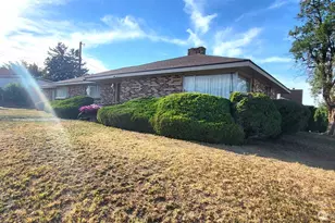 814 NW 1st Ave, Soap Lake, WA 98851 - Photo 3