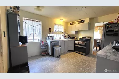 814 NW 1st Avenue, Soap Lake, WA 98851 - Photo 11