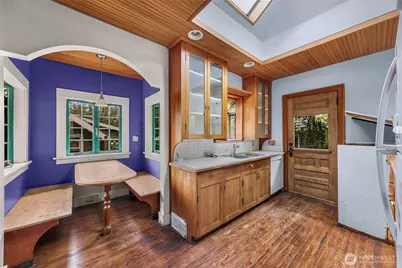 801 Newton Street, Seattle, WA 98109 - Photo 11