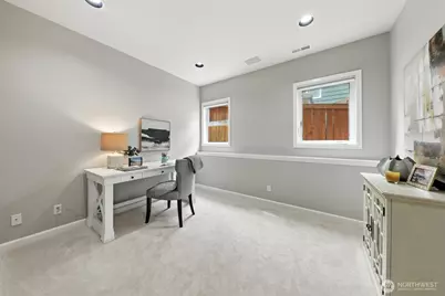 11204 Rainier Avenue S, Seattle, WA 98178 - Photo 17