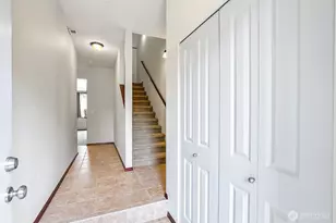 9212 11th Pl NE, Lake Stevens, WA 98258 - Photo 3