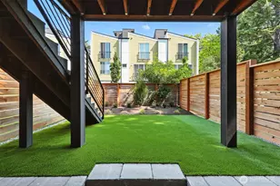 9020 13th Ave NW, Seattle, WA 98117 - Photo 27