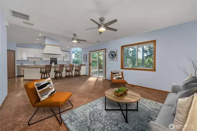 19213 136th Place SE, Renton, WA 98058 - Photo 17