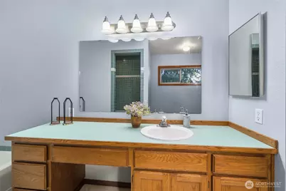 19213 136th Place SE, Renton, WA 98058 - Photo 27