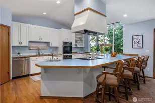 19213 136th Pl SE, Renton, WA 98058 - Photo 9