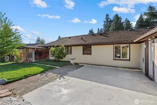 23502 Peterson Dr, Mountlake Terrace, WA 98043 - Photo 13