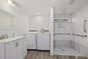 23502 Peterson Dr, Mountlake Terrace, WA 98043 - Photo 11