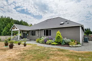 945 Secord Ct, Camano Island, WA 98282 - Photo 25