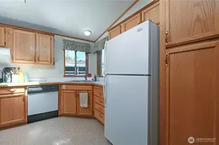 2725 E Fir St, Mount Vernon, WA 98273 - Photo 7
