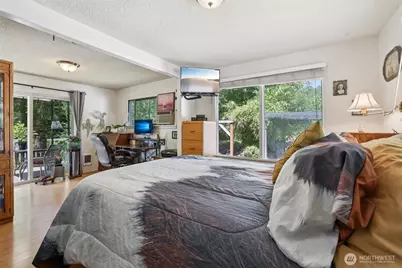 17209 W Riverside Drive, Bothell, WA 98011 - Photo 15