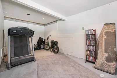 17209 W Riverside Drive, Bothell, WA 98011 - Photo 25