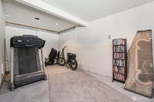 17209 W Riverside Dr, Bothell, WA 98011 - Photo 25