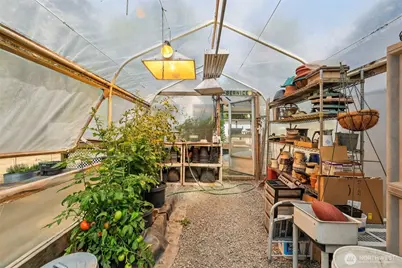 17209 W Riverside Drive, Bothell, WA 98011 - Photo 29