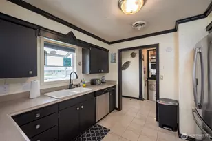 634 N Crestview Dr, Moses Lake, WA 98837 - Photo 9