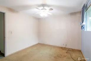 2124 N 167th St, Shoreline, WA 98133 - Photo 7