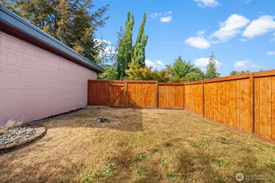 858 S Fife Street #1, Tacoma, WA 98405 - Photo 25