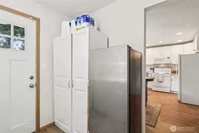 8430 Fawcett Avenue, Tacoma, WA 98444 - Photo 7