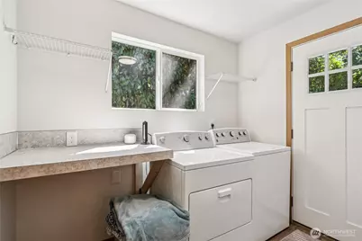 8430 Fawcett Avenue, Tacoma, WA 98444 - Photo 17