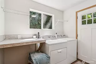 8430 Fawcett Ave, Tacoma, WA 98444 - Photo 17