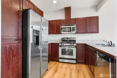 9212 11th Place NE #B, Lake Stevens, WA 98258 - Photo 9