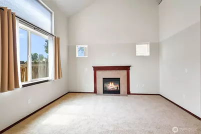 9212 11th Place NE #B, Lake Stevens, WA 98258 - Photo 5