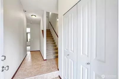 9212 11th Place NE #B, Lake Stevens, WA 98258 - Photo 3