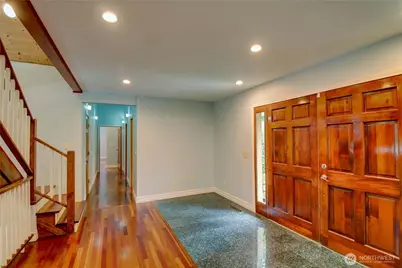 33454 West  Shore Dr, Mount Vernon, WA 98274 - Photo 5