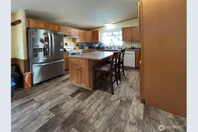 3715 152nd Street NE #2, Marysville, WA 98271 - Photo 7