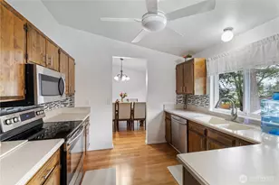 4705 S 272nd St, Kent, WA 98032 - Photo 9