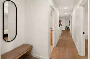 1029 Belmont Ave E, Seattle, WA 98102 - Photo 3