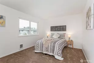 8823 Holly Dr, Everett, WA 98208 - Photo 11