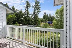 8823 Holly Dr, Everett, WA 98208 - Photo 9