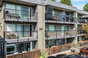 4219 Whitman Ave N, Seattle, WA 98103 - Photo 23