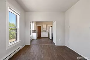 1011 E 35th St, Tacoma, WA 98404 - Photo 3