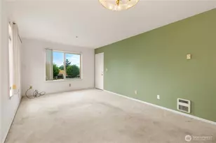 1910 W Casino Rd, Everett, WA 98204 - Photo 11
