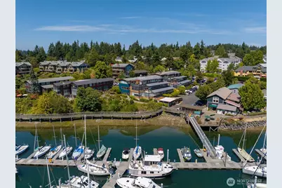 141 Parfitt Way SW #M-10, Bainbridge Island, WA 98110 - Photo 5