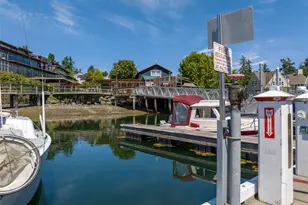 141 Parfitt Way SW, Bainbridge Island, WA 98110 - Photo 9