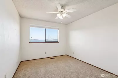 850 Dugualla Road, Oak Harbor, WA 98277 - Photo 15