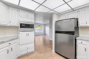 743 Marine View Dr, Longview, WA 98632 - Photo 15