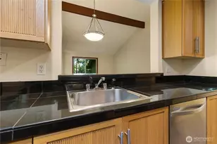 8217 145th Ct NE, Redmond, WA 98052 - Photo 7