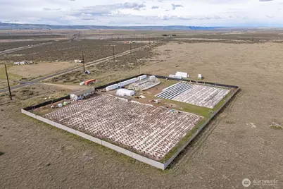 11061 NE Neppel Road, Moses Lake, WA 98804 - Photo 1