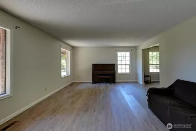 680 SE Prospect Street, Chehalis, WA 98532 - Photo 5