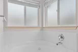 9409 190th St E, Puyallup, WA 98375 - Photo 23