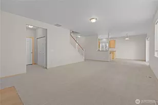 9409 190th St E, Puyallup, WA 98375 - Photo 11