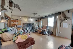 10717 Broadway Ave S, Tacoma, WA 98444 - Photo 3