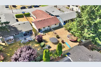 209 76th Street SE, Everett, WA 98203 - Photo 1