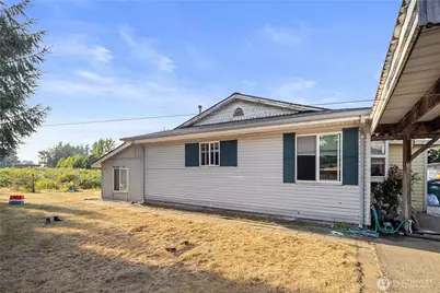 7025 Hannegan Road, Lynden, WA 98264 - Photo 21