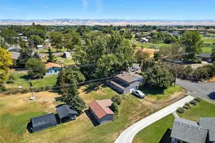 960 Brickner Rd, College Place, WA 99324 - Photo 27