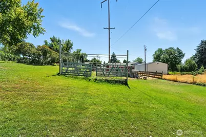 960 Brickner Rd, College Place, WA 99324 - Photo 21